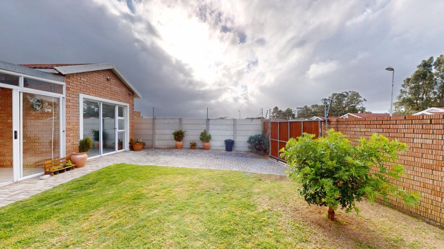 3 Bedroom Property for Sale in Pinelands Eastern Cape